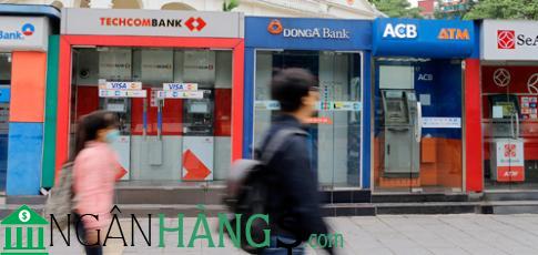 Ảnh Cây ATM ngân hàng Đông Á DongABank Bưu Điện Nguyễn Huệ 1